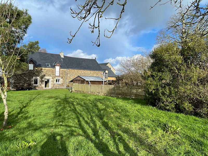 Maison - 103 m² - 5 pièces