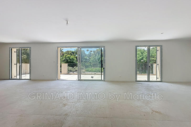 Appartement - 107 m² - 4 pièces