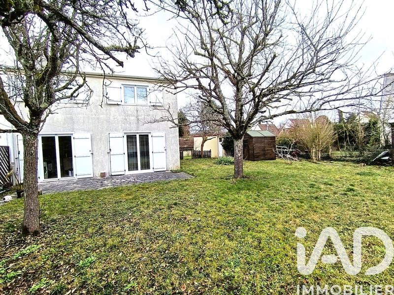 Maison - 93 m² - 4 pièces