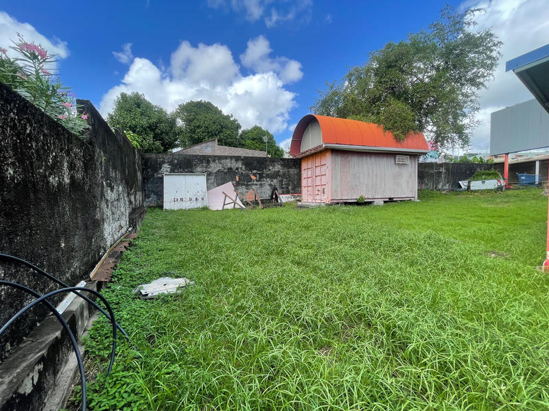 Local commercial - 124 m²