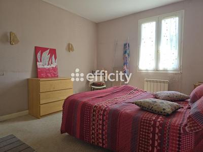 Maison - 93 m² - 4 pièces