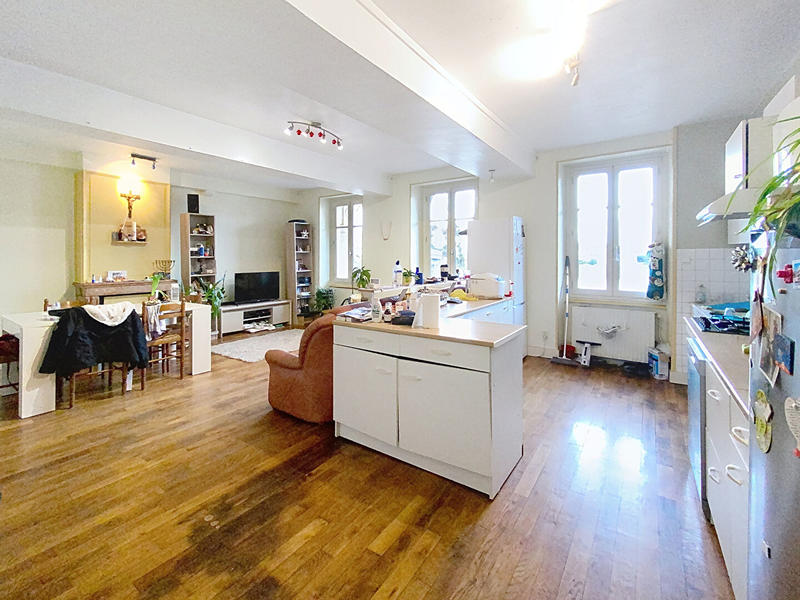 Appartement - 116 m² - 5 pièces