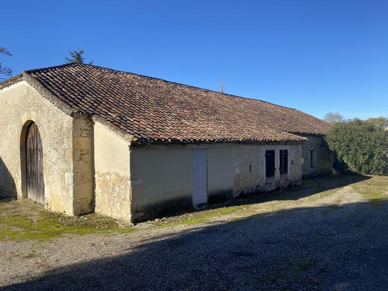 Maison - 400 m² - 12 pièces