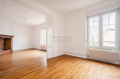 Appartement - 110 m² - 5 pièces