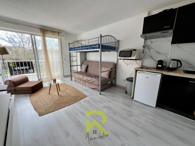 Studio - 19 m² - 1 pièce