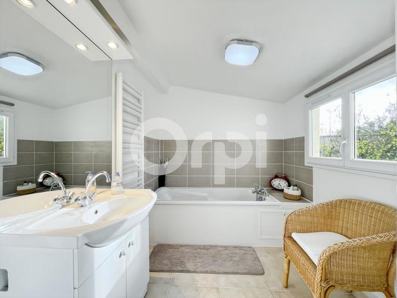 Longère - 320 m² - 6 pièces