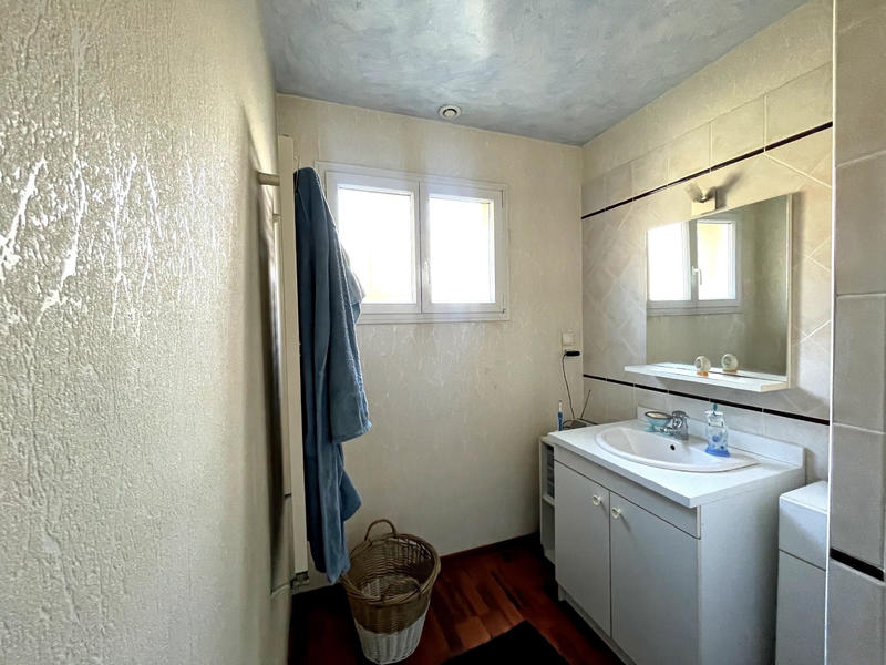 Maison - 197 m² - 8 pièces