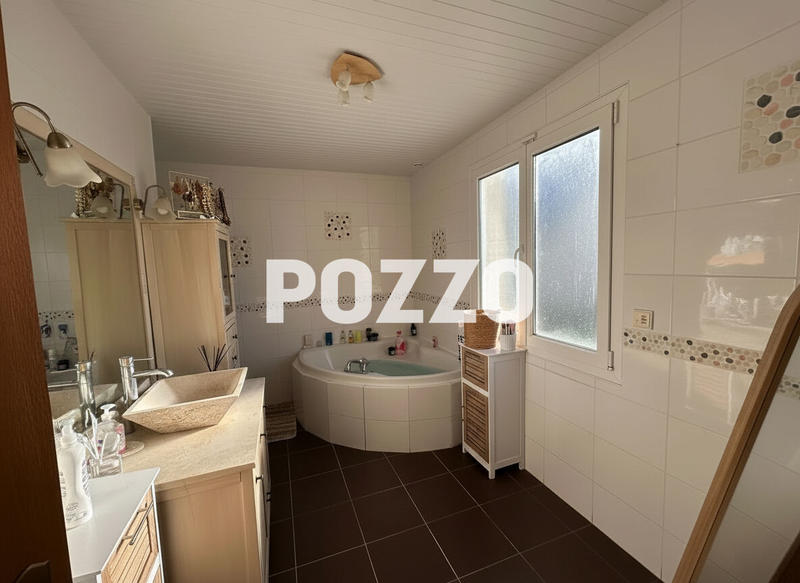 Maison - 157 m² - 5 pièces