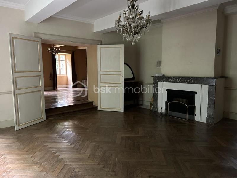 Propriété - 400 m² - 10 pièces