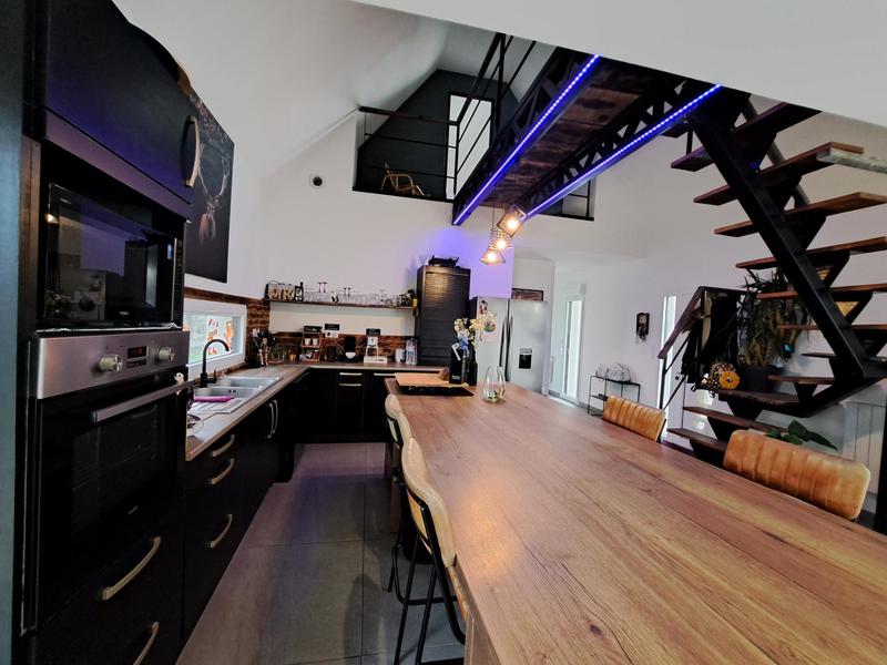 Maison - 154 m² - 5 pièces