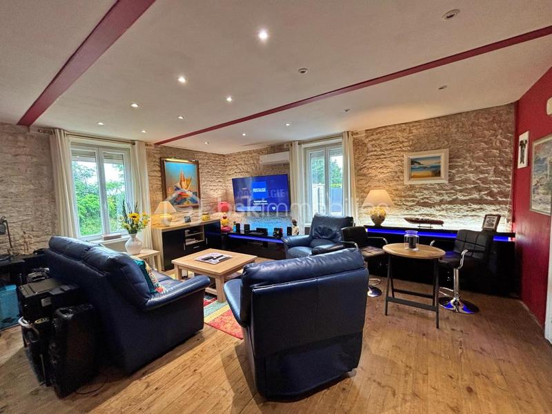 Maison - 150 m² - 5 pièces