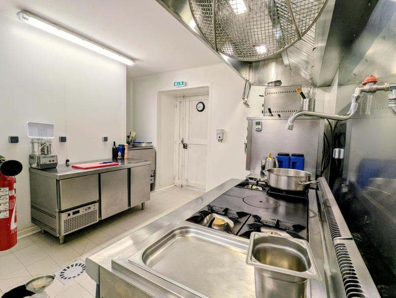 Fonds de commerce - Magasins - 183 m²