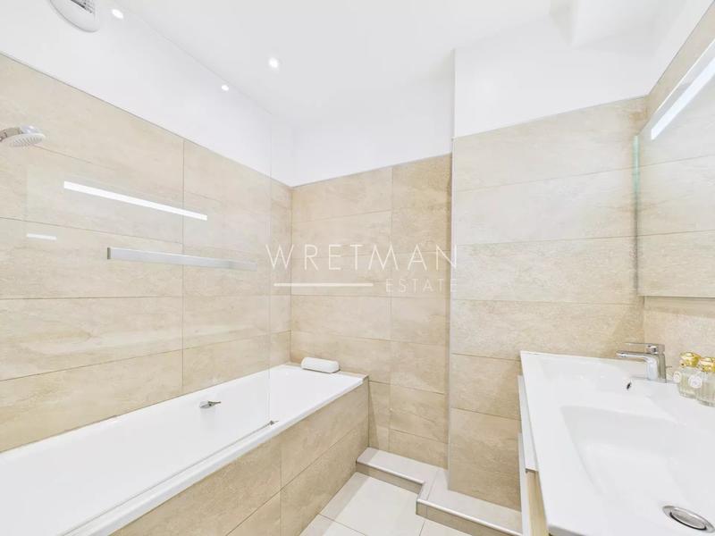 Appartement - 80 m² - 3 pièces