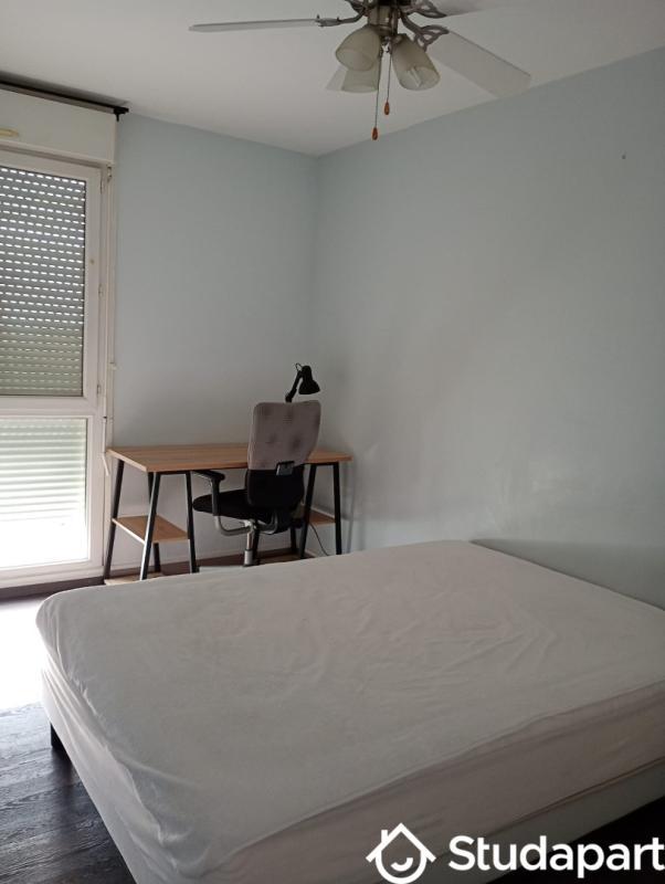 Chambre - 14 m² - 1 pièce