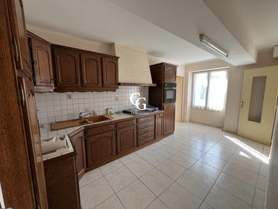 Maison ancienne - 110 m² - 4 pièces