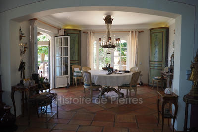 Maison - 300 m² - 10 pièces