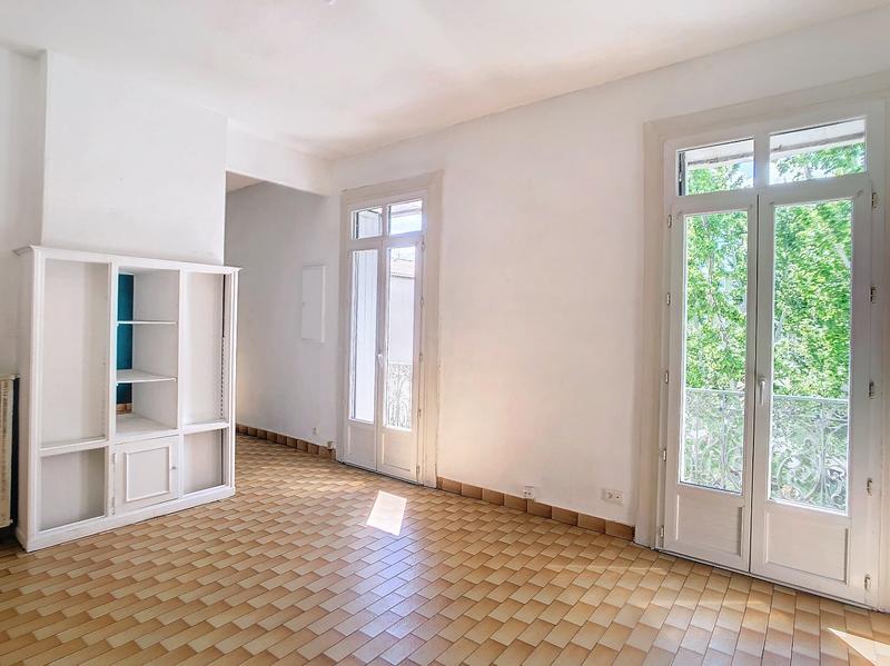 Appartement ancien - 95 m² - 6 pièces