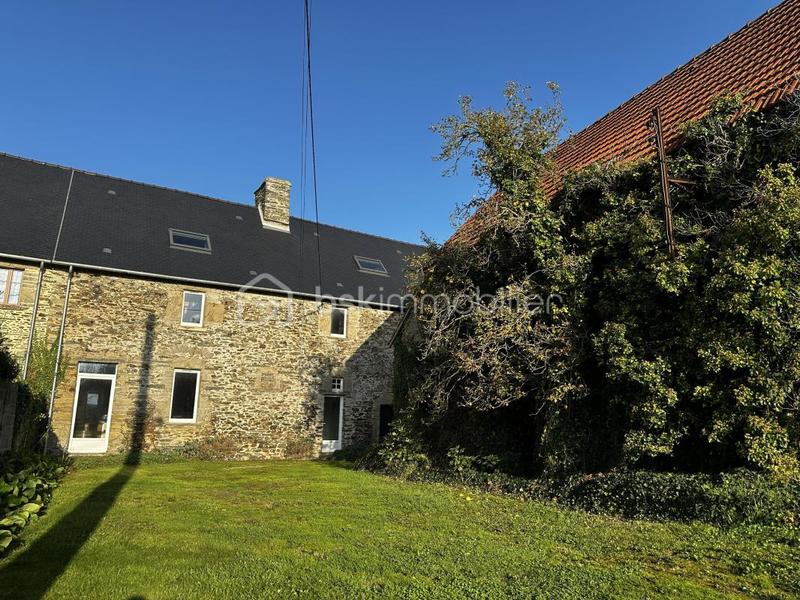 Corps de ferme - 180 m² - 7 pièces