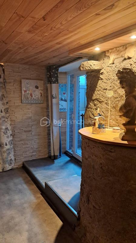 Appartement - 100 m² - 5 pièces