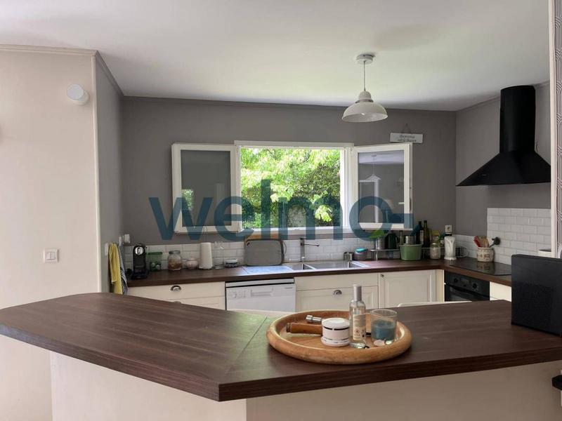 Maison - 121 m² - 5 pièces