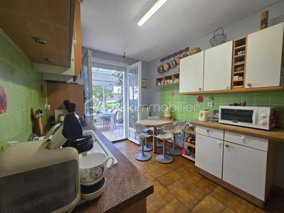 Pavillon - 85 m² - 5 pièces