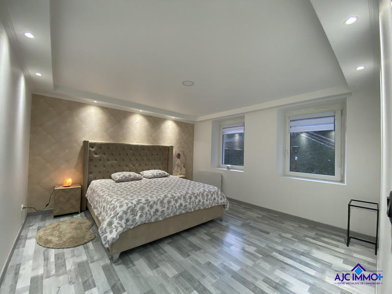 Maison - 130 m² - 6 pièces