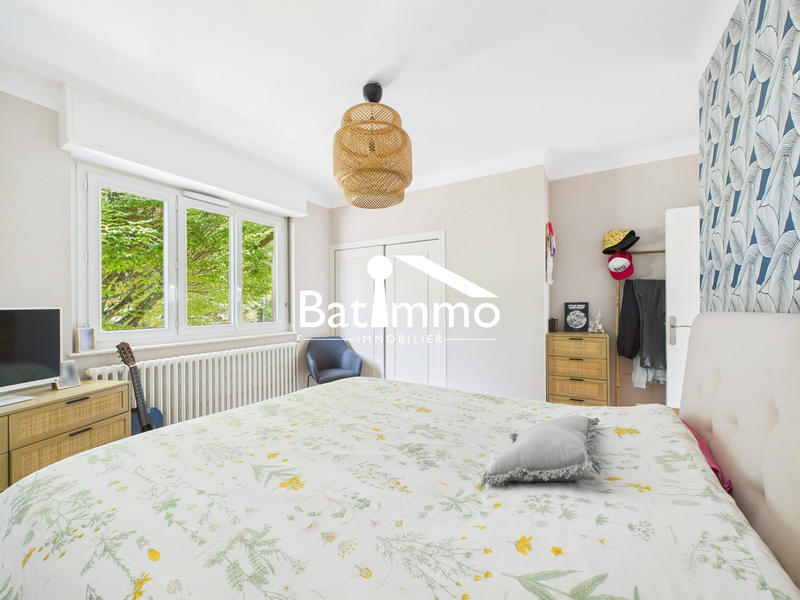 Maison - 121 m² - 5 pièces