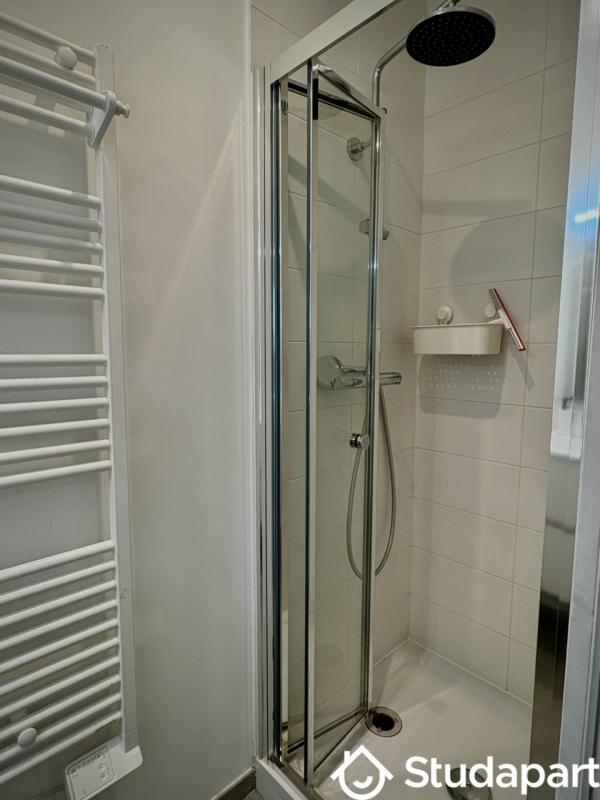 Chambre - 13 m² - 1 pièce