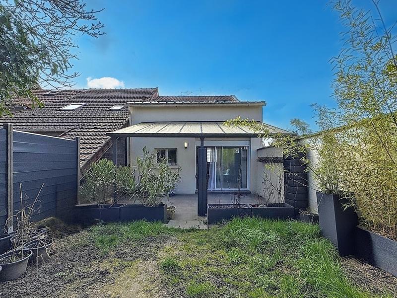 Maison - 61 m² - 3 pièces