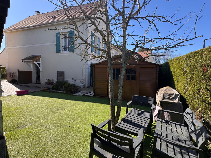 Maison - 94 m² - 4 pièces