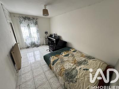 Maison - 98 m² - 5 pièces