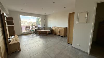 Appartement - 64 m² - 2 pièces