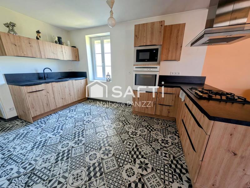 Maison - 96 m² - 4 pièces