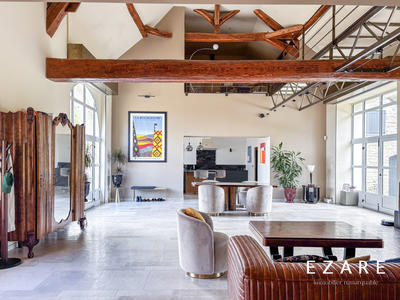 Maison ancienne - 500 m² - 9 pièces