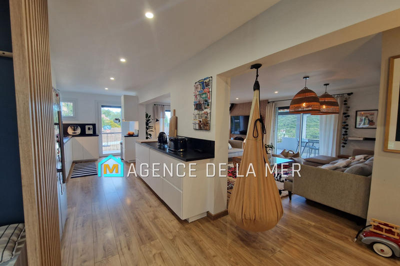 Maison contemporaine - 130 m² - 5 pièces