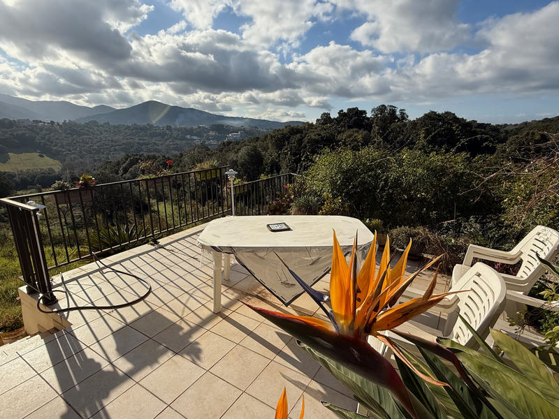 Maison - 138 m² - 4 pièces