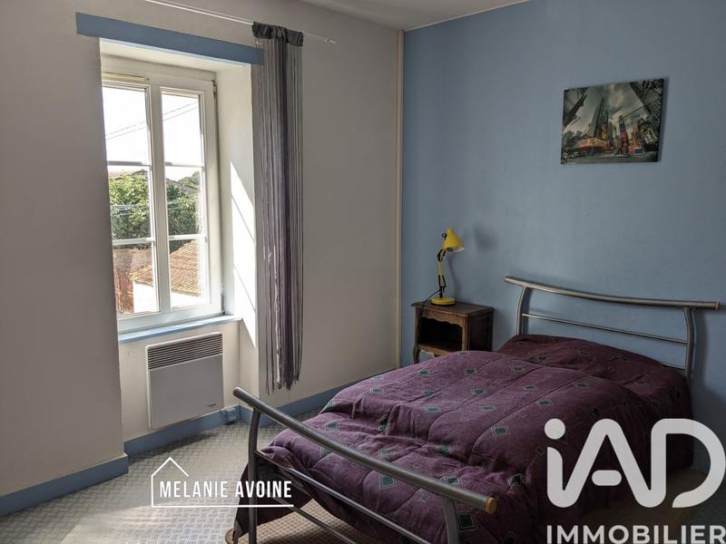 Maison - 255 m² - 7 pièces