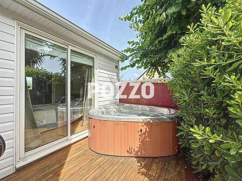 Maison - 133 m² - 8 pièces