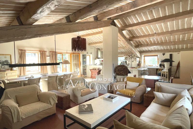 Mas - 390 m² - 6 pièces