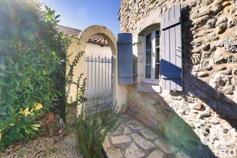 Maison - 350 m² - 10 pièces