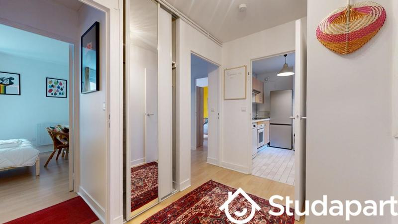 Chambre - 11 m² - 1 pièce