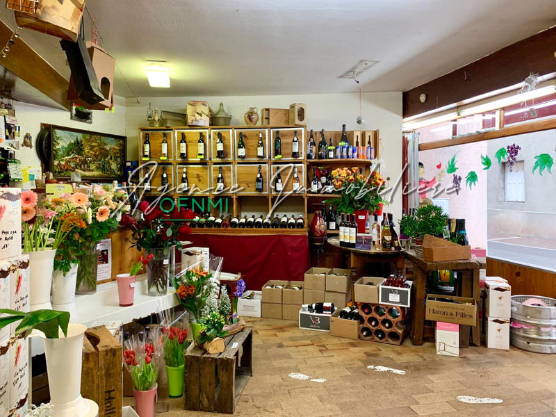 Fonds de commerce - Magasins - 100 m²