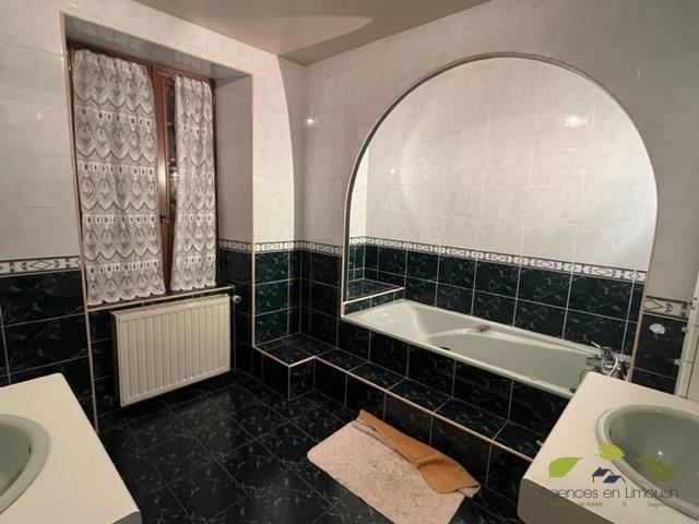 Maison en pierre - 124 m² - 5 pièces