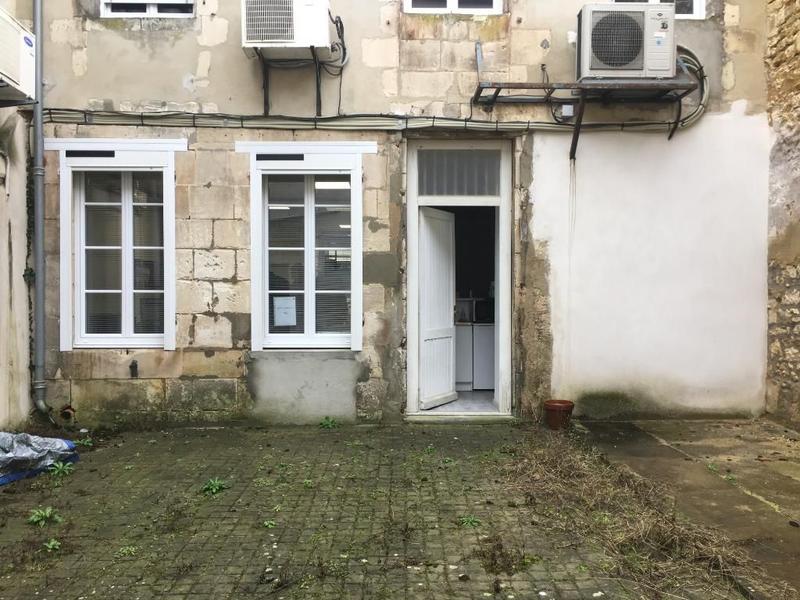 Local commercial - 80 m² - 4 pièces