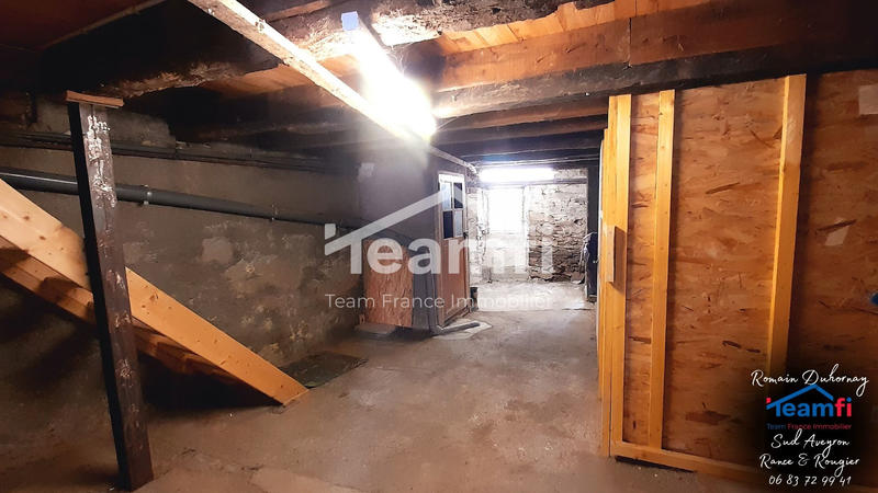 Maison - 96 m² - 8 pièces