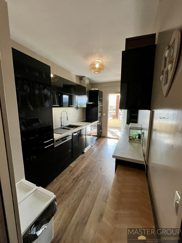 Appartement - 73 m² - 3 pièces