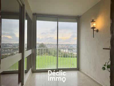 Appartement - 79 m² - 3 pièces