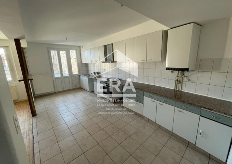 Appartement - 75 m² - 3 pièces
