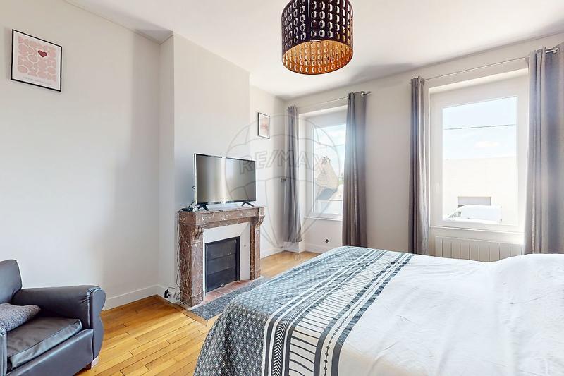 Maison de ville - 184 m² - 7 pièces