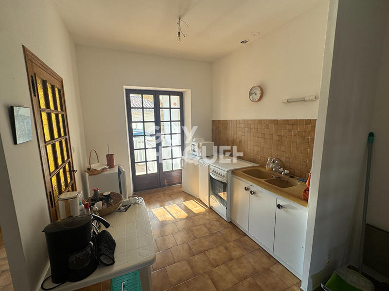 Maison - 400 m² - 9 pièces